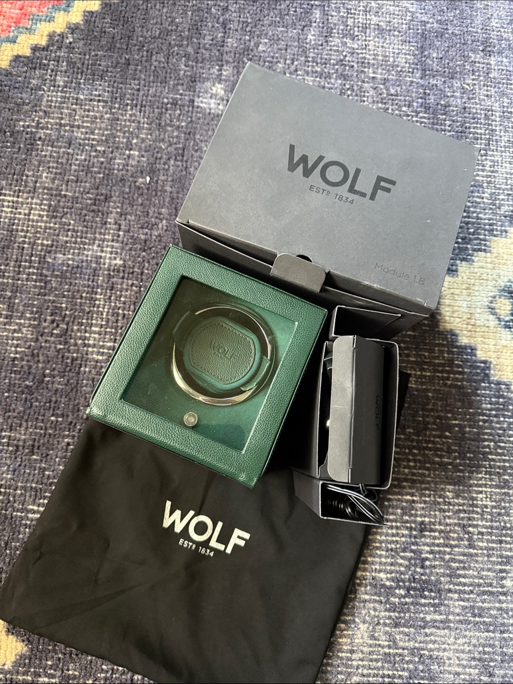 WOLF single watch winder- like new!